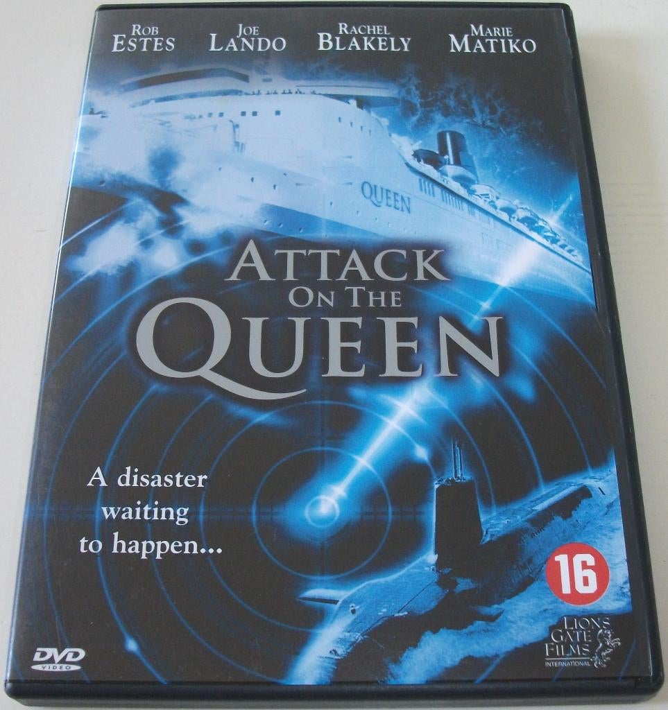 Dvd *** ATTACK ON THE QUEEN *** A disaster waiting to happen, Vanaf 16 jaar, Ophalen of Verzenden, Zo goed als nieuw, Actie
