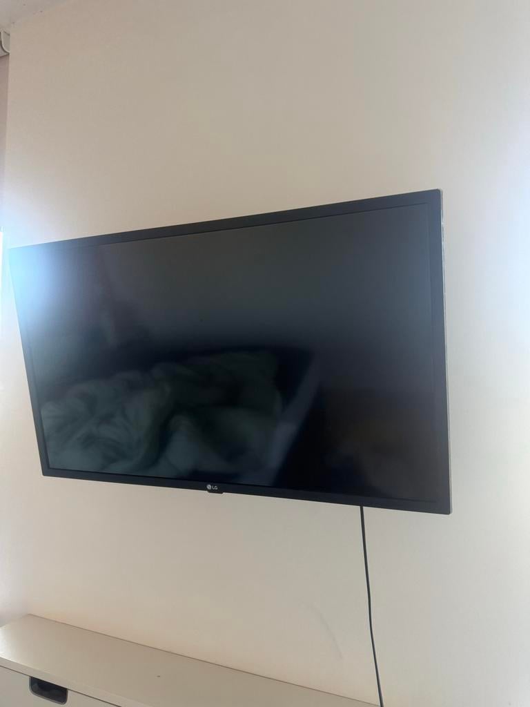 LG 32 inch Full HD LED Smart TV, Ophalen, 50 Hz, 80 tot 100 cm, Full HD (1080p)