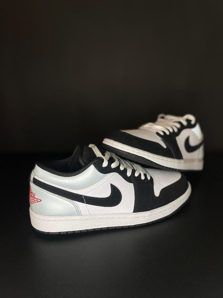 NIKE AIR JORDAN 1 LOW WHITE FIRE BLACK MATTE SILVER maat 41, Kleding | Heren, Schoenen, Overige kleuren, Nike, Nieuw, Ophalen of Verzenden