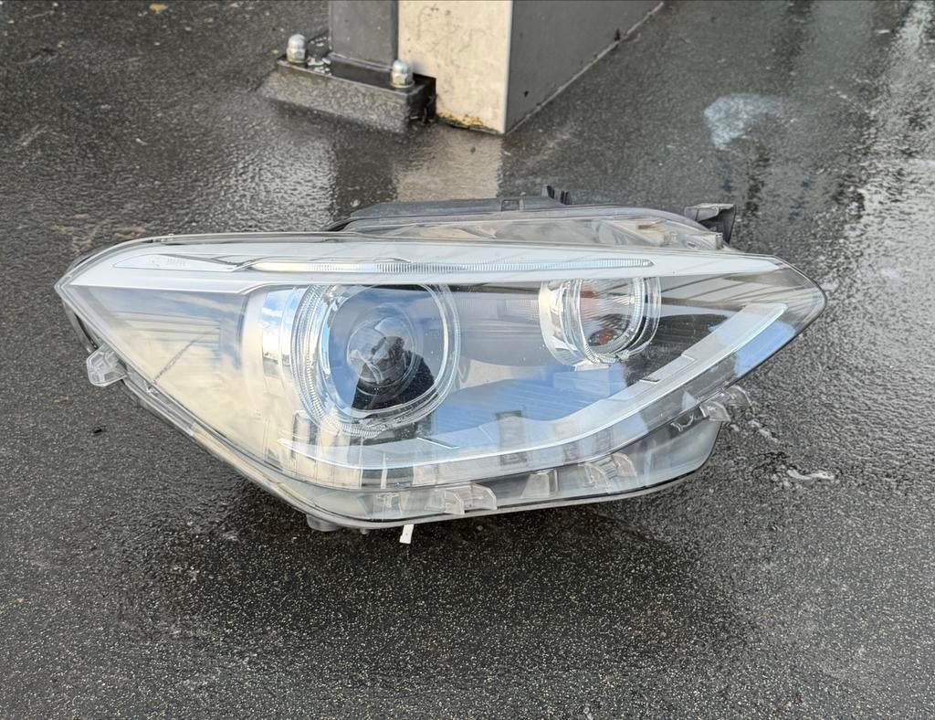 BMW Koplamp F20 Rechtsvoor - Origineel Hella, Ophalen of Verzenden, Gebruikt, BMW