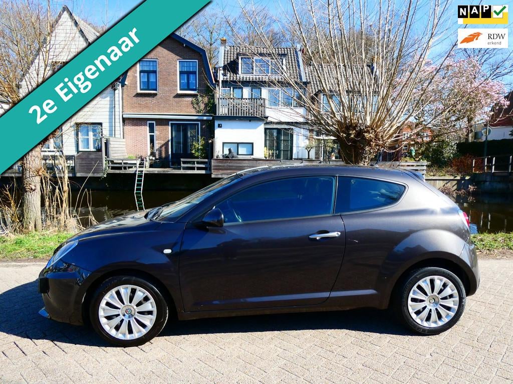 Alfa Romeo MiTo 0.9 TwinAir 100pk Airco 2e eigenaar Multimed, Voorwielaandrijving, Stof, Gebruikt, Euro 6