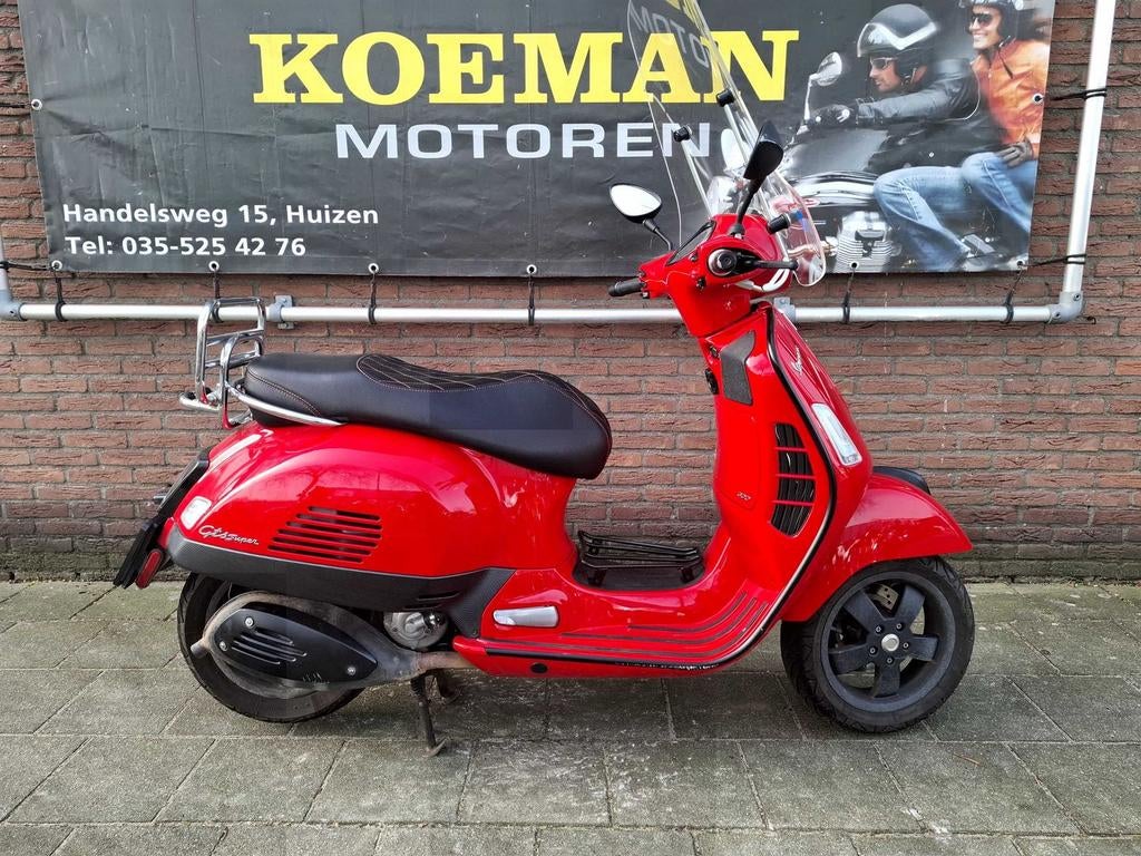 VESPA Piaggio  GTS 300 Super ABS (bj 2018) GTS300 windscherm, Motoren, Scooter, Bedrijf, Onbekend, Onbekend