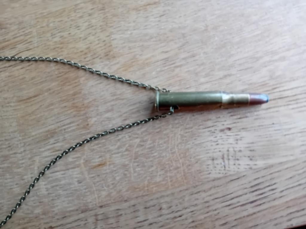 Lange ketting met kogel hanger - Uniek design, Gebruikt, Ophalen of Verzenden, Goud, Overige materialen