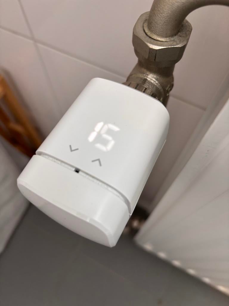 3x EVE Slimme Radiator Knop, Ophalen of Verzenden, Slimme thermostaat, Zo goed als nieuw