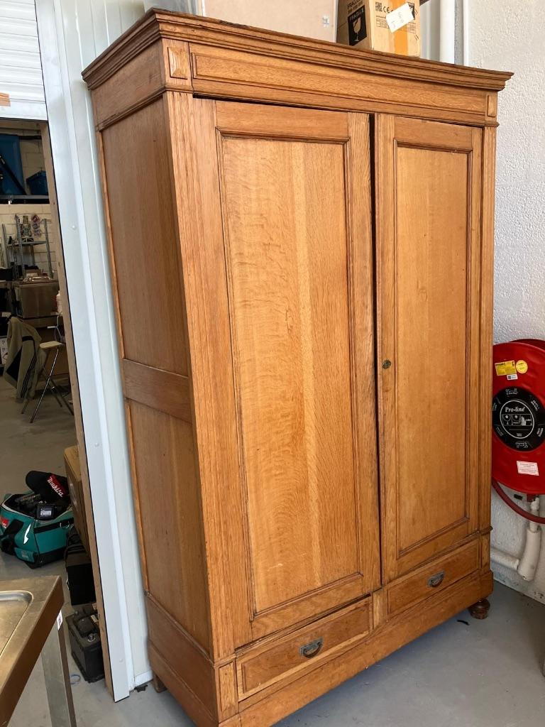 Grote brocante houten kast, Ophalen