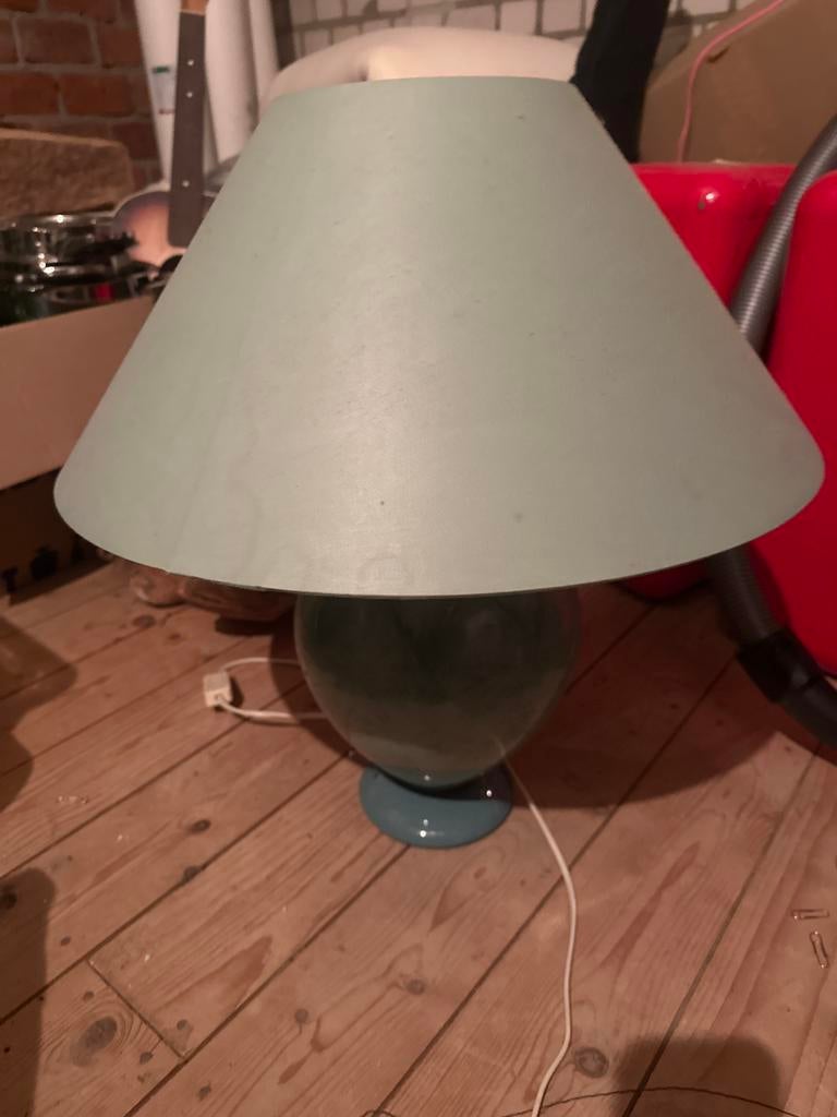 Prachtige tafellamp met stenen voet en stoffen kap, Ophalen of Verzenden, Gebruikt, Stof, 50 tot 75 cm