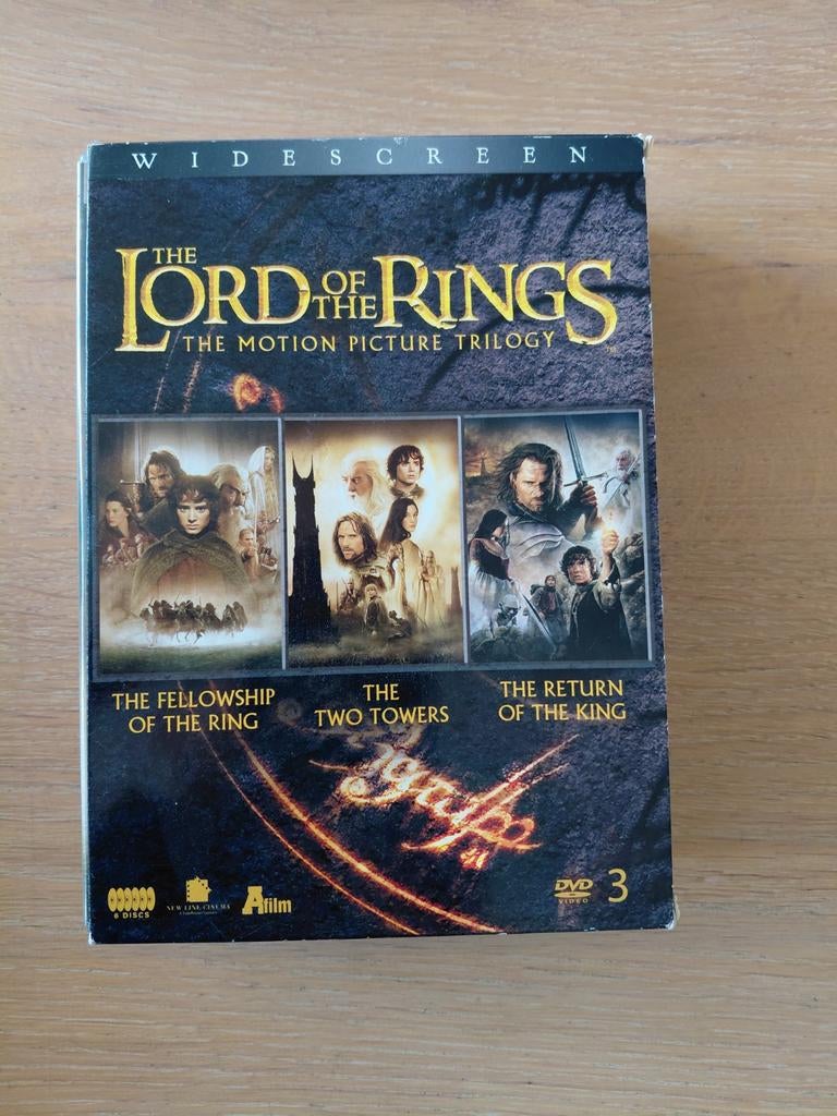 Dvd box Lord of the rings 1 t/m 3, Verzamelen, Lord of the Rings, Ophalen of Verzenden, Zo goed als nieuw, Overige typen