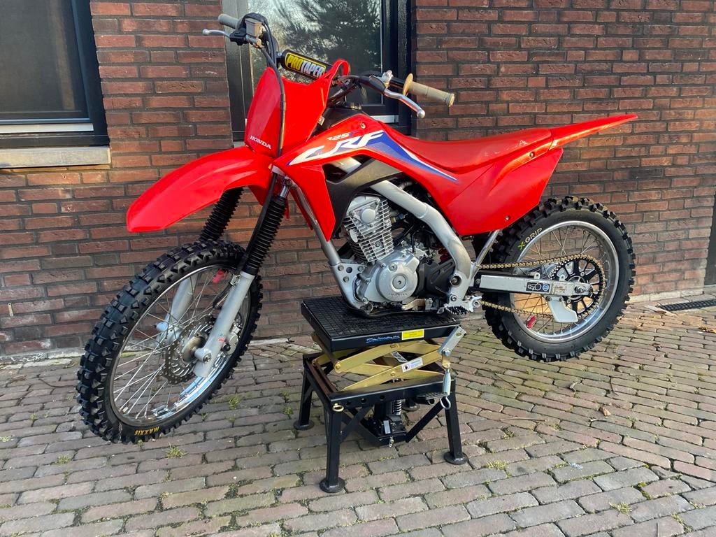 Honda CRF 125, Hobby en Vrije tijd, Overige Hobby en Vrije tijd, Zo goed als nieuw, Ophalen