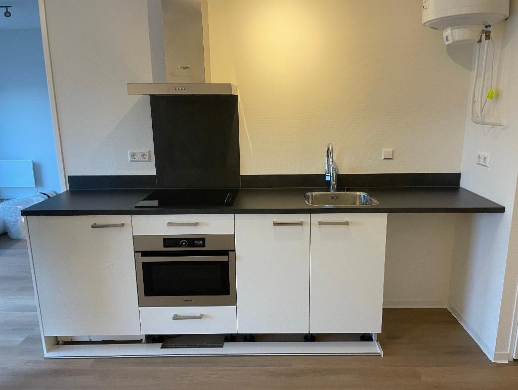 Keller keuken incl Whirlpool apparatuur, Ophalen, Wit, Enkelwandige keuken, Kunststof