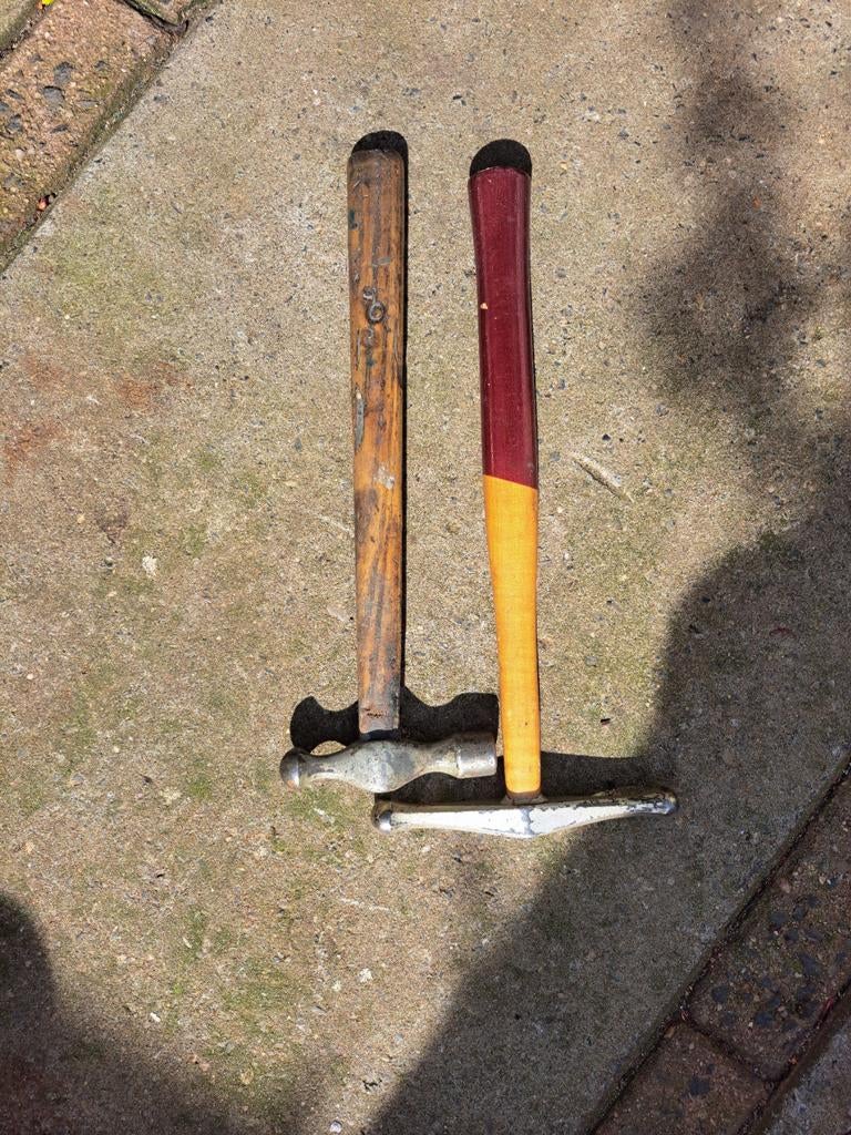 Te  koop  twee  speciale hamers, Ophalen of Verzenden, Gebruikt