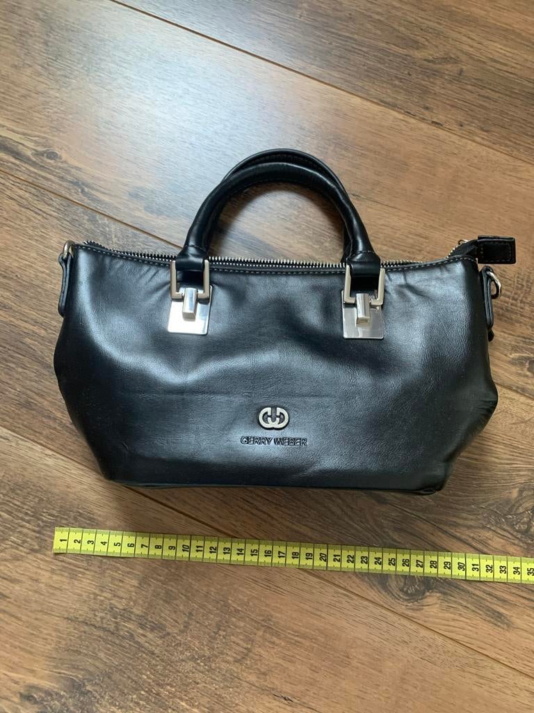 Gerry Weber Elegante Zwarte Schoudertas, Sieraden, Tassen en Uiterlijk, Ophalen of Verzenden, Zo goed als nieuw, Zwart, Overige merken
