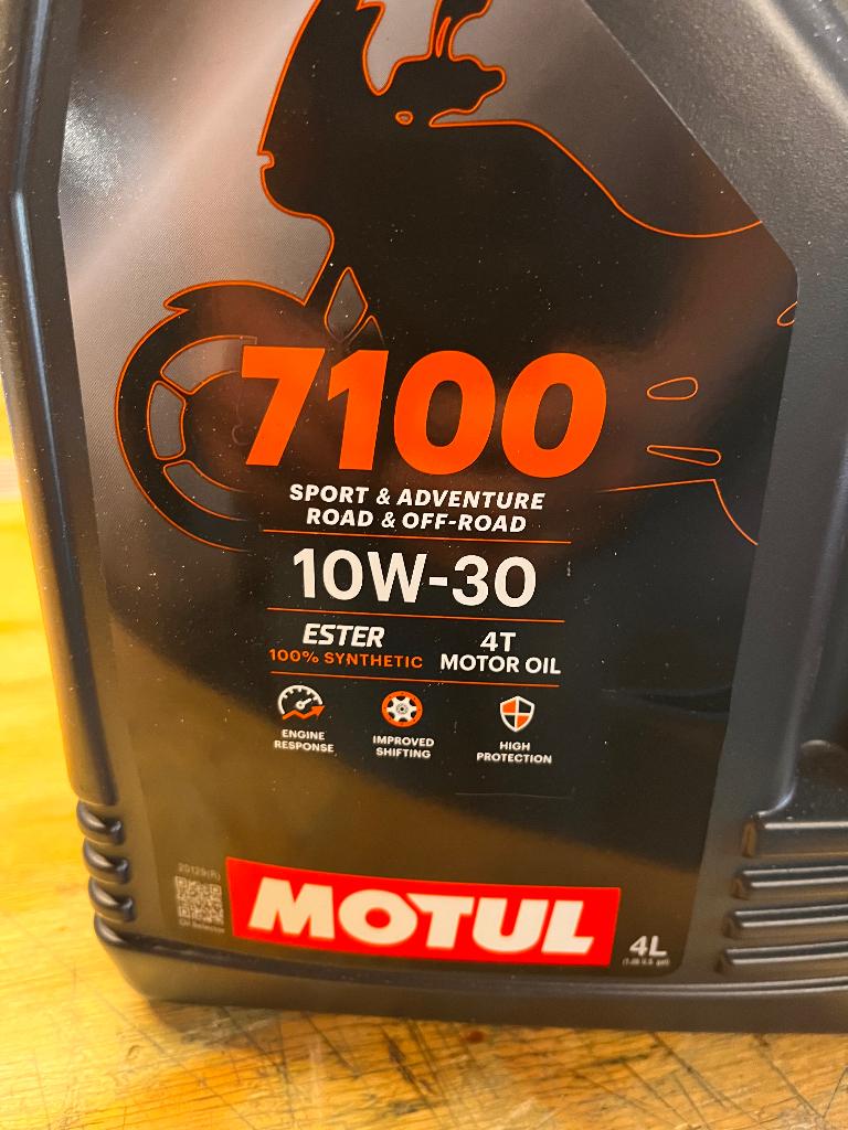 Motorolie MOTUL 7100 10W-30 (nieuw), Ophalen of Verzenden