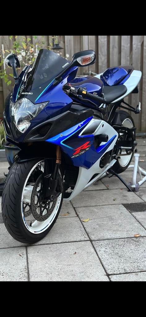 Suzuki GSXR 1000 K6 - Supersport motor