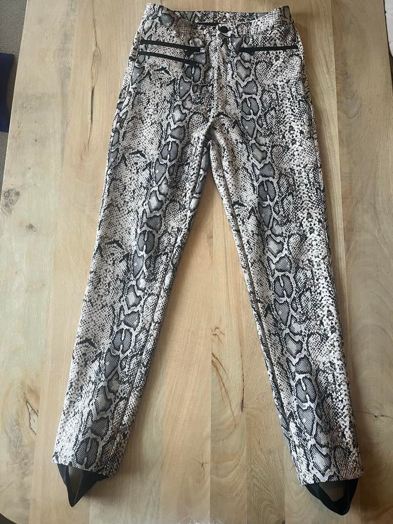 Nikkie Uri skibroek slim pants maat 40 - Snake print, Kleding | Dames, Wintersportkleding, Ophalen of Verzenden, Zo goed als nieuw