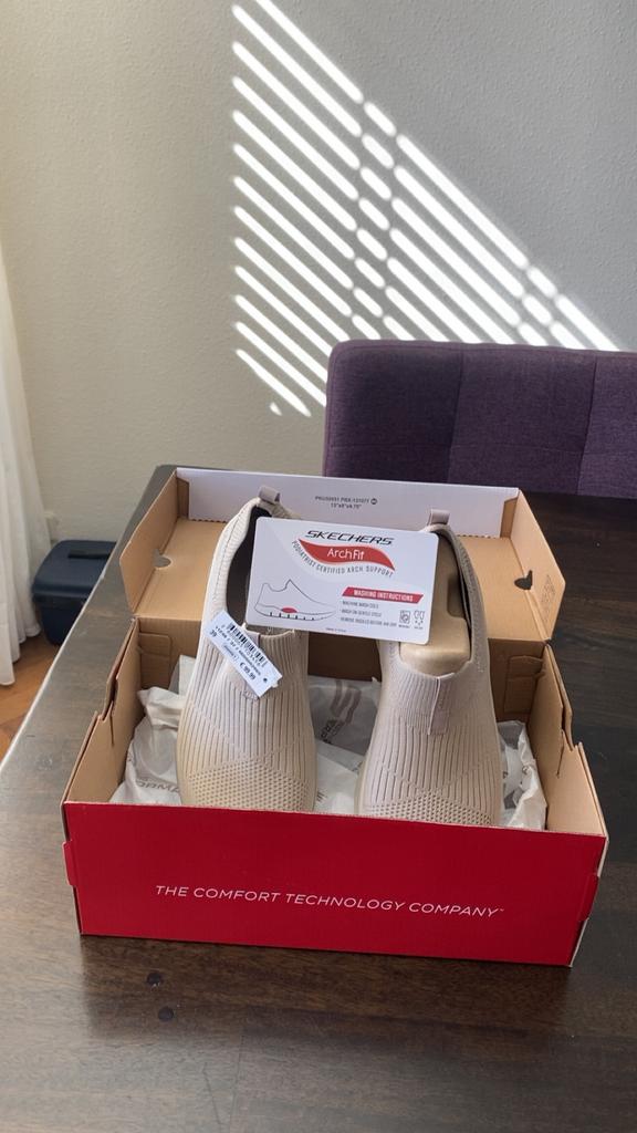 Skechers Archfit damessneakers maat 39, Overige kleuren, Nieuw, Ophalen of Verzenden, Sneakers of Gympen