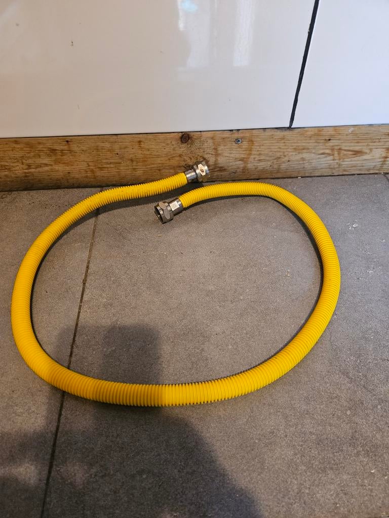 Gele Gasslang - Nieuwstaat, Ophalen, 60 cm of meer, Energieklasse A of zuiniger, 4 kookzones
