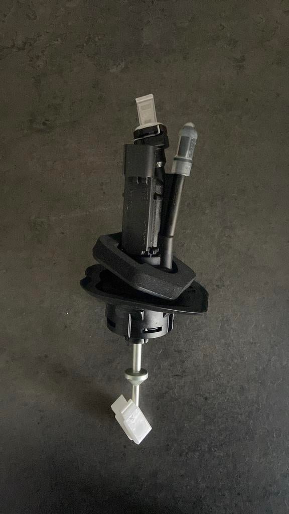 Hoofdkoppeling cilinder volvo v40 D2, Ophalen, Gebruikt, Universele onderdelen