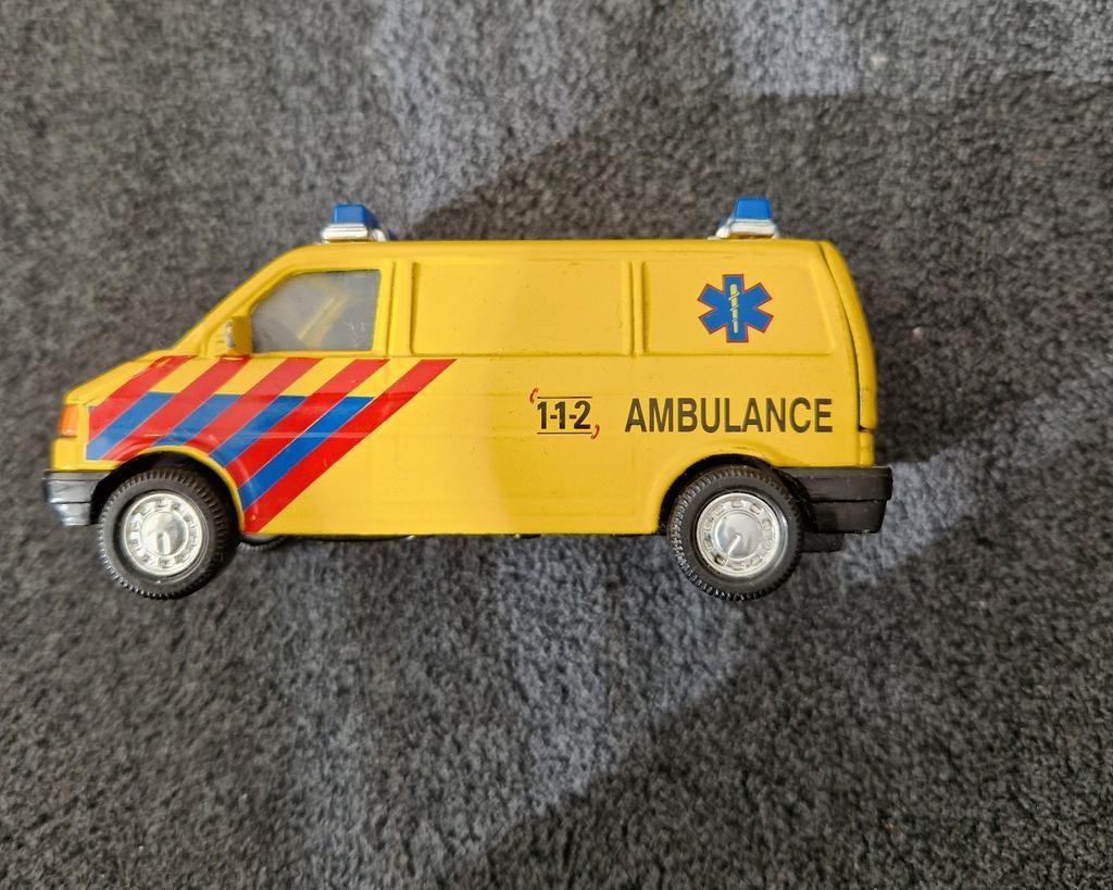 Gele ambulance 112, Verzamelen, Overige Verzamelen, Gebruikt, Ophalen