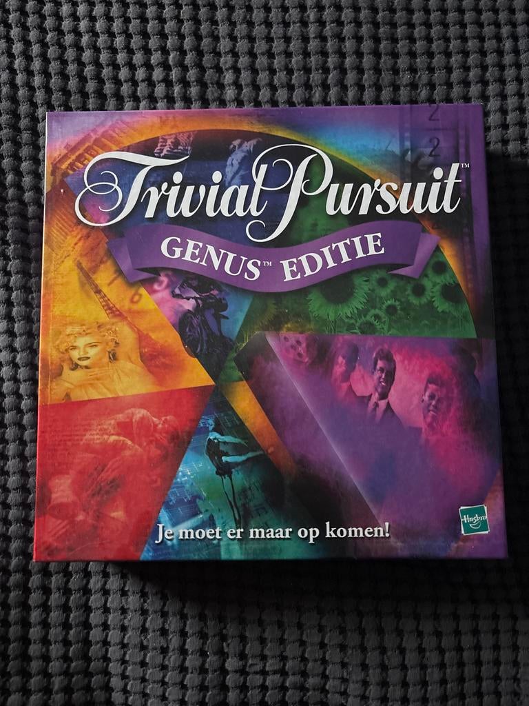 Trivial Pursuit Genus Editie - Hasbro Bordspel, Hobby en Vrije tijd, Gezelschapsspellen | Bordspellen, Drie of vier spelers, Ophalen