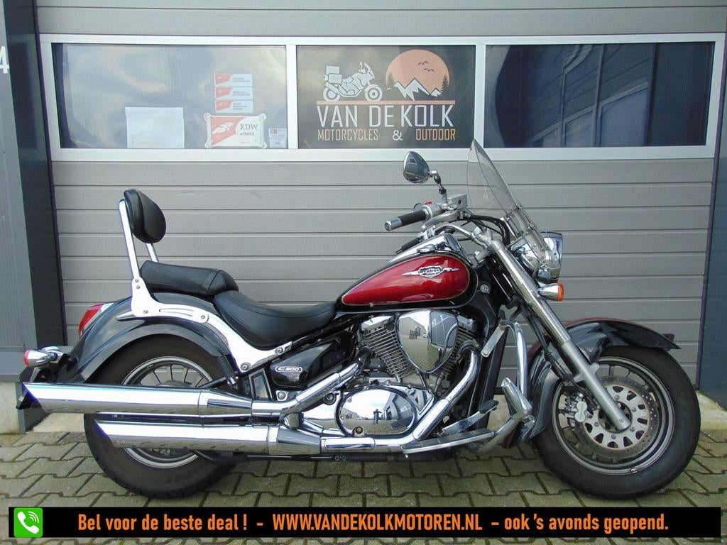 SUZUKI INTRUDER C 800 LC (bj 2011)