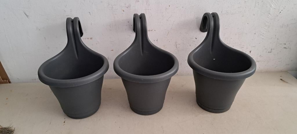 3 ELHO plantenbakjes balkon  20 cm doorsnee 2 liter inhoud, Tuin en Terras, Bloempotten, Kunststof, Rond, Ophalen of Verzenden