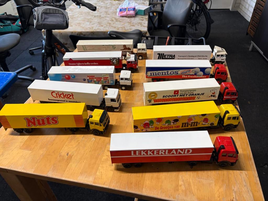 Miniatuur vrachtwagens Lion Toys voor de verzamelaars, Ophalen, Zo goed als nieuw