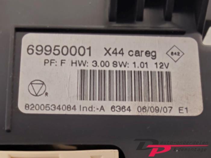 Kachel Bedieningspaneel van een Renault Twingo, Gebruikt, -, Renault, -