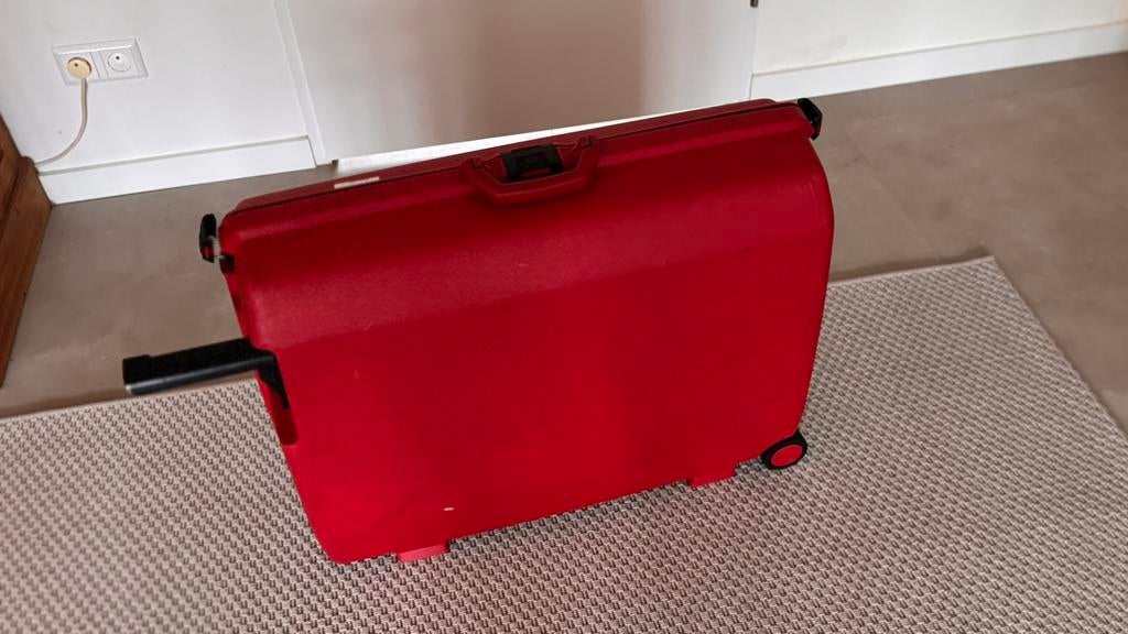 Samsonite koffer, kapot handvat, gratis afhalen, Ophalen, Gebruikt, Hard kunststof, 70 cm of meer