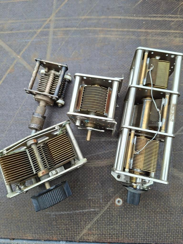 AFSTEM C'S REGELBARE LUCHT CONDENSATOREN, Ophalen of Verzenden, Gebruikt