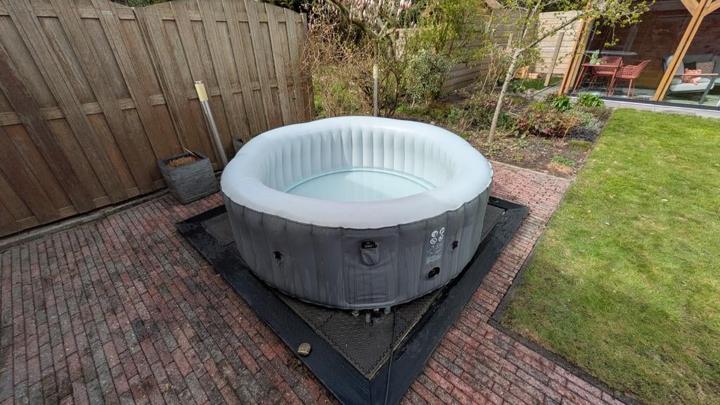 Lite opblaasbare jacuzzi met geïsoleerde vlonder, Tuin en Terras, Bubbelbaden en Hottubs, Ophalen, Gebruikt, Filter