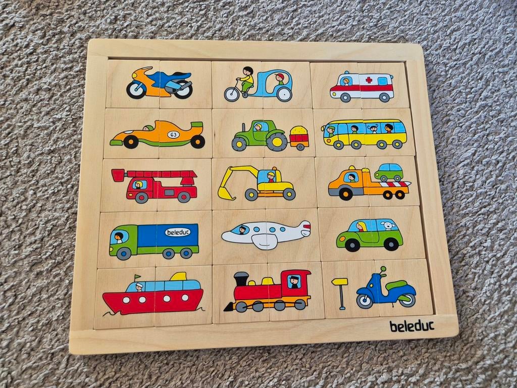 2 Houten puzzels. Voertuigen & jongetje aankleden., 2 tot 4 jaar, 10 tot 50 stukjes, Ophalen of Verzenden, Zo goed als nieuw