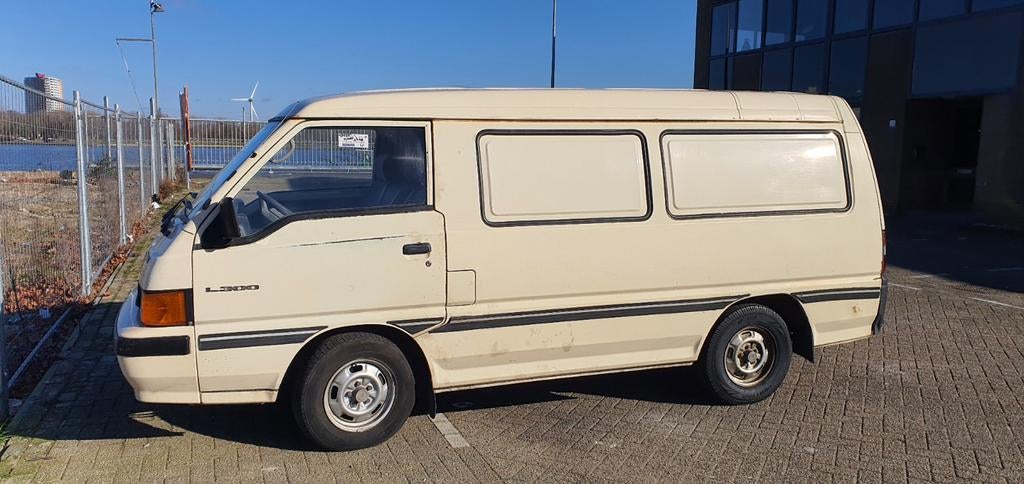 Mitsubishi L300 Delica Van 2.5D LWB 1993, Auto's, Bestelauto's, 1225 kg, 2477 cc, Wit, Diesel
