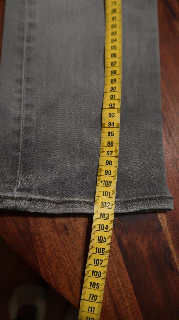Jacob Cohen grijze jeans gedragen w 32, Kleding | Heren, Spijkerbroeken en Jeans, W32 (confectie 46) of kleiner, Ophalen of Verzenden
