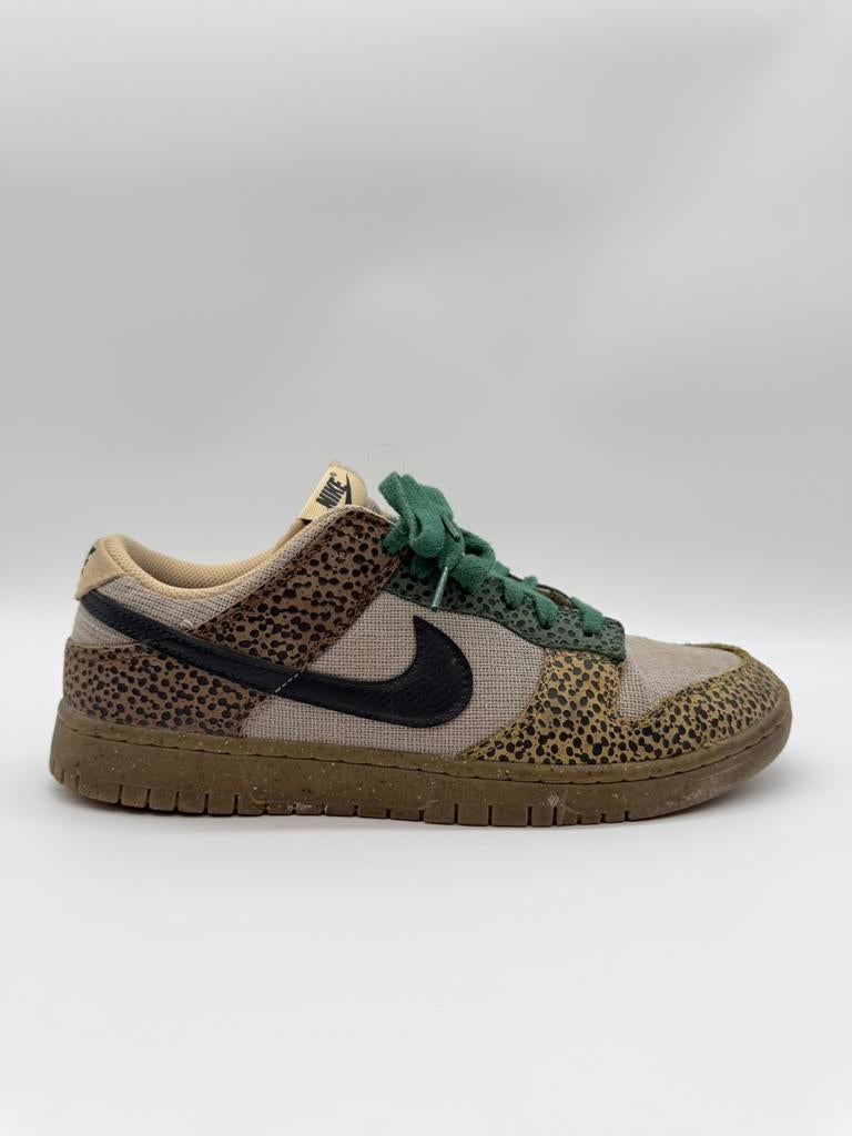 Nike Dunk Low Safari Golden Moss EU 44, Overige kleuren, Flippr.info@gmail.com, 1213NL, Ophalen of Verzenden