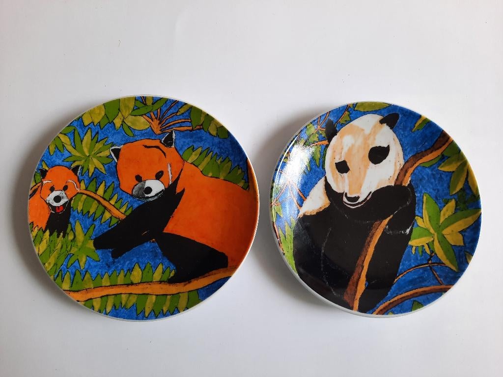 Twee Kunst gebaksbordjes Ateliers Reinaerde Beren en Panda, Huis en Inrichting, Keuken | Servies, Ophalen of Verzenden, Zo goed als nieuw