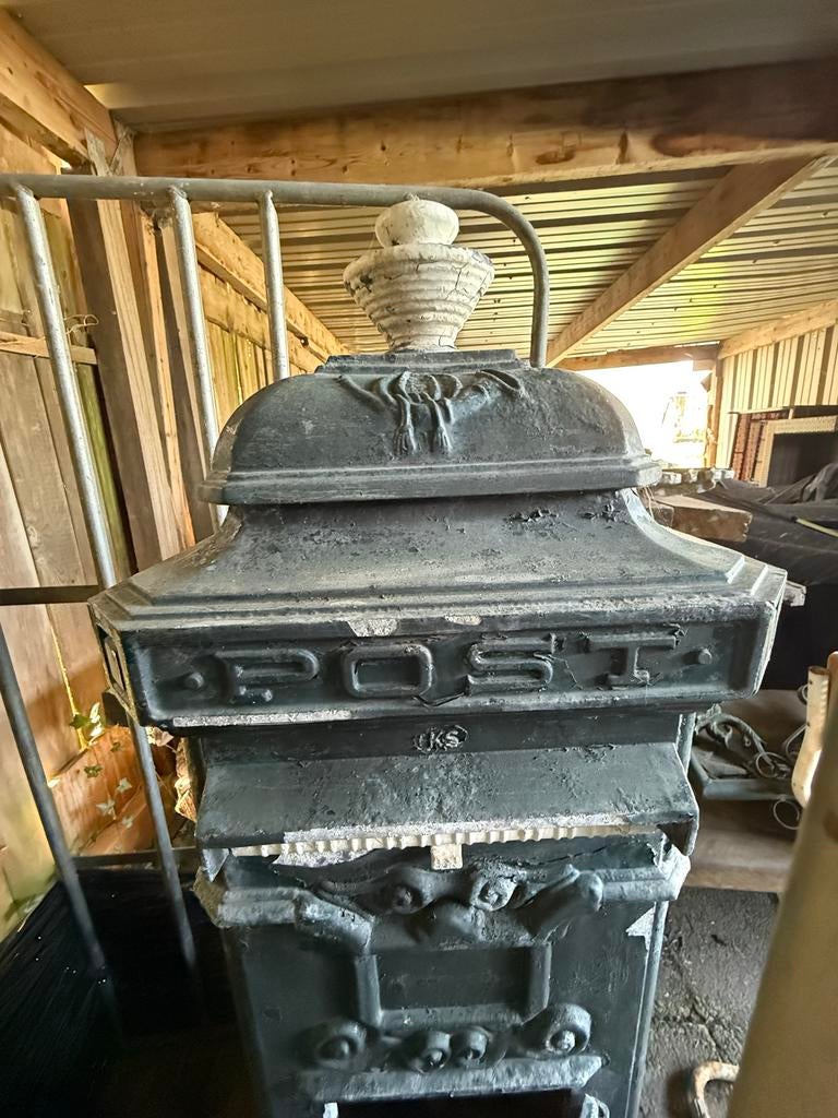 Gietijzeren brievenbus met deurtje, Ophalen, Gebruikt, IJzer, Staande brievenbus