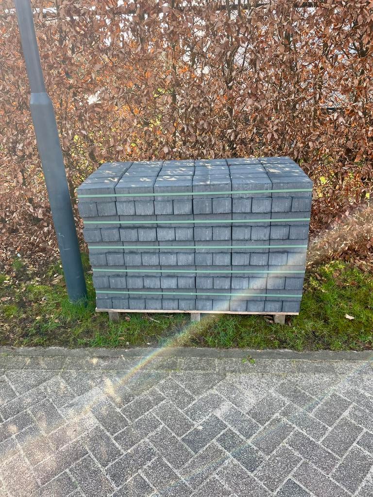 T.E.A.B.: 500 gloednieuwe klinkers!, Tuin en Terras, Tegels en Klinkers, Ophalen, Nieuw, Beton, Klinkers