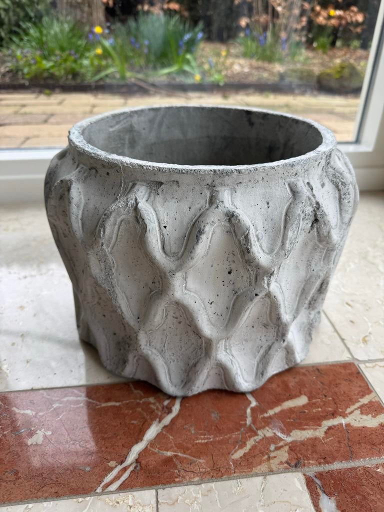 PTMD plantenpot beton gegoten zwaar, Huis en Inrichting, Ophalen, Steen, Overige kleuren, Zo goed als nieuw