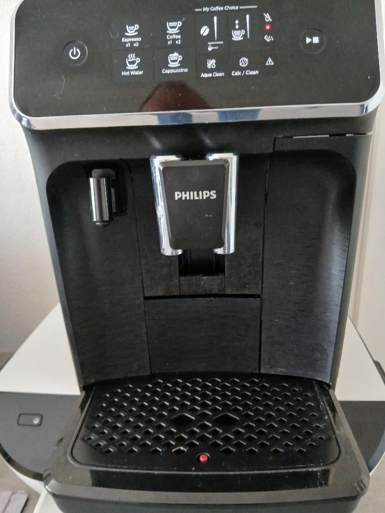 Koffiemachine Philips 2200 serie, Witgoed en Apparatuur, Koffiezetapparaten, Gebruikt, 10 kopjes of meer, Koffiemachine, Koffiebonen