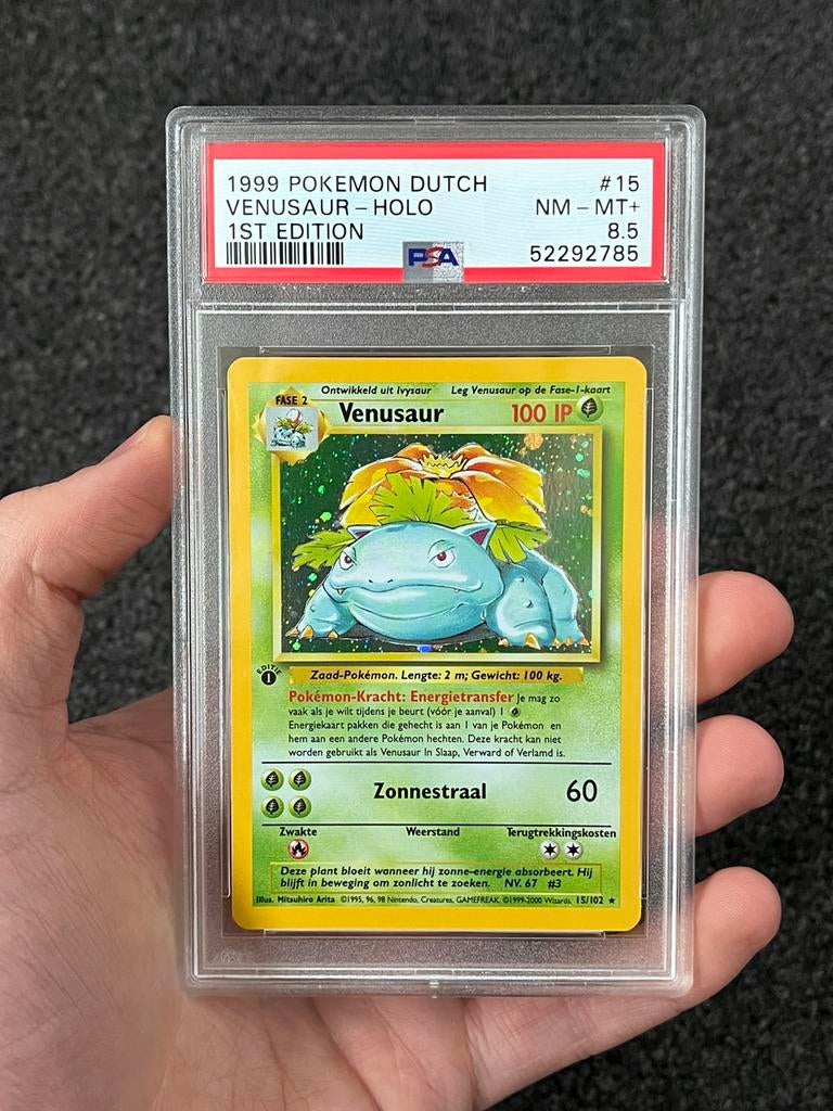 Pokémon POP 3! - PSA 8.5 1st edition Dutch Venusaur base set, Hobby en Vrije tijd, Verzamelkaartspellen | Pokémon, Ophalen of Verzenden