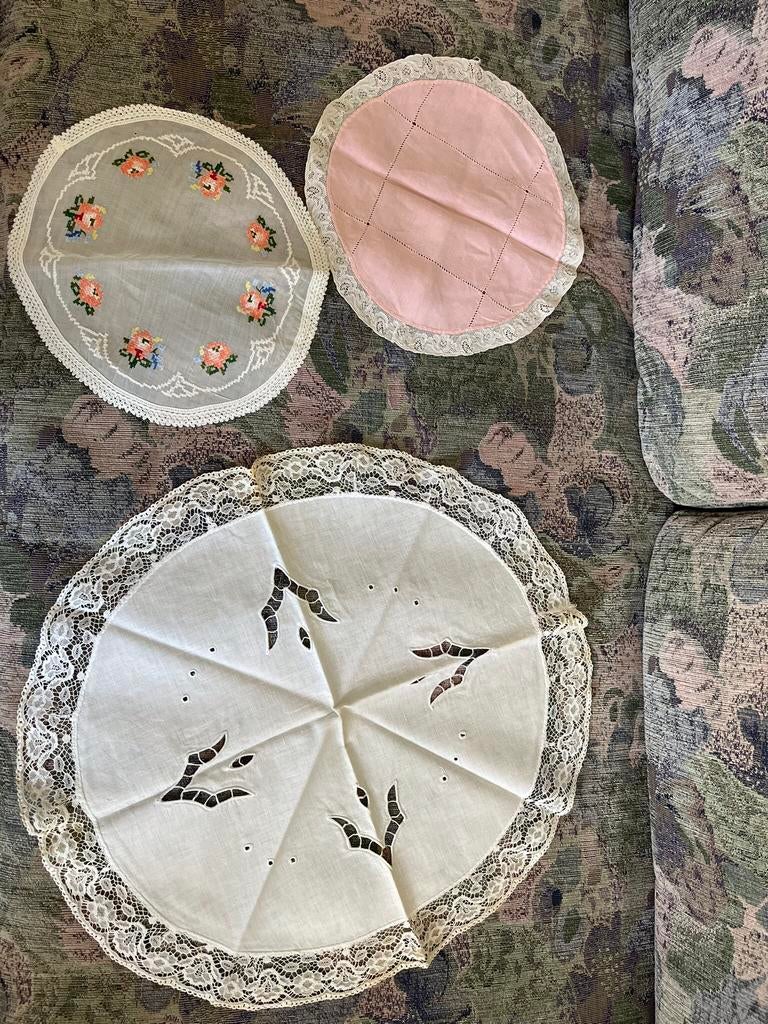 Kanten en gehaakte kleedjes, Ophalen of Verzenden