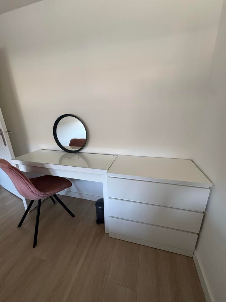 IKEA make-up tafel met glazen plaat en ladekast, Ophalen, Gebruikt, 100 tot 150 cm, Minder dan 100 cm
