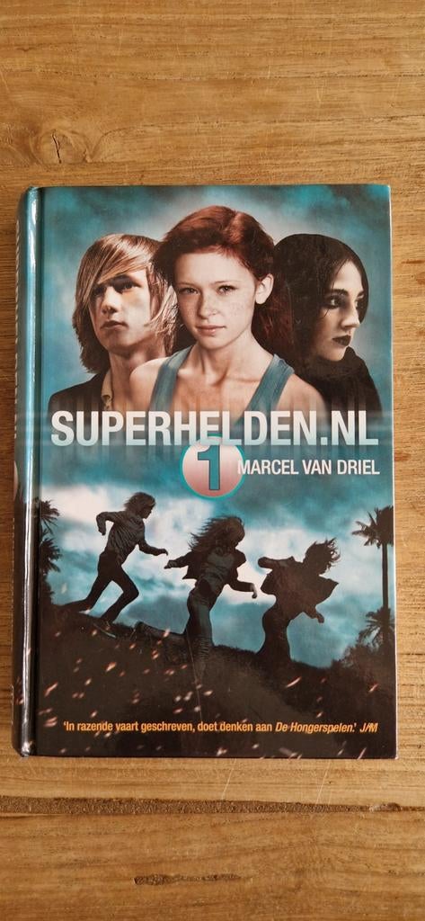 Marcel van Driel - Superhelden nl, Ophalen of Verzenden, Zo goed als nieuw, Marcel van Driel