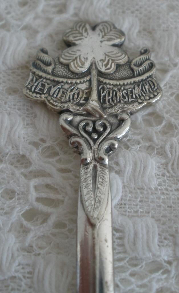 Oud verzilverd lepeltje Het vierde Prinsenkind, Verzamelen, Koninklijk Huis en Royalty, Ophalen of Verzenden, Gebruikt, Nederland