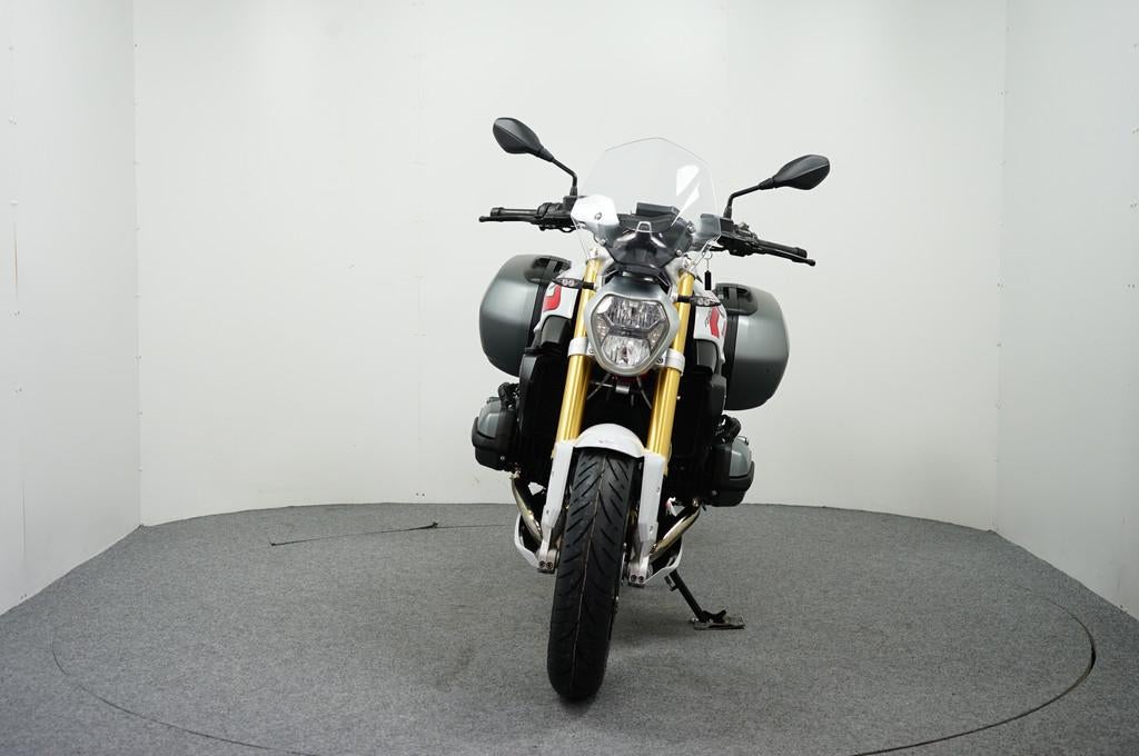 BMW R 1200 R (bj 2015) - foto 3