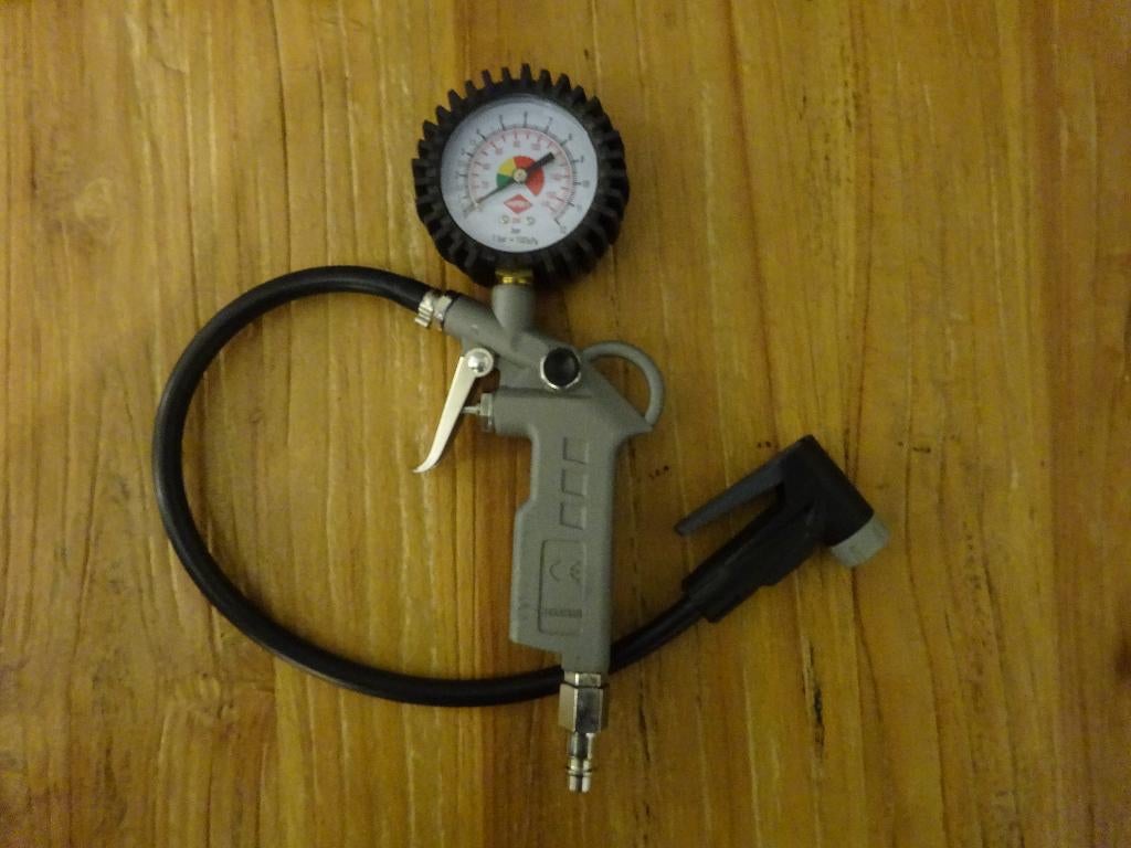 Bandenpomp nieuw voor fiets, Nieuw, Ophalen of Verzenden, Minder dan 200 liter/min, 6 tot 10 bar