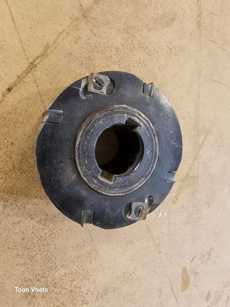 Freeskop Sponningfrees asgat 40 MM, Ophalen, Gebruikt