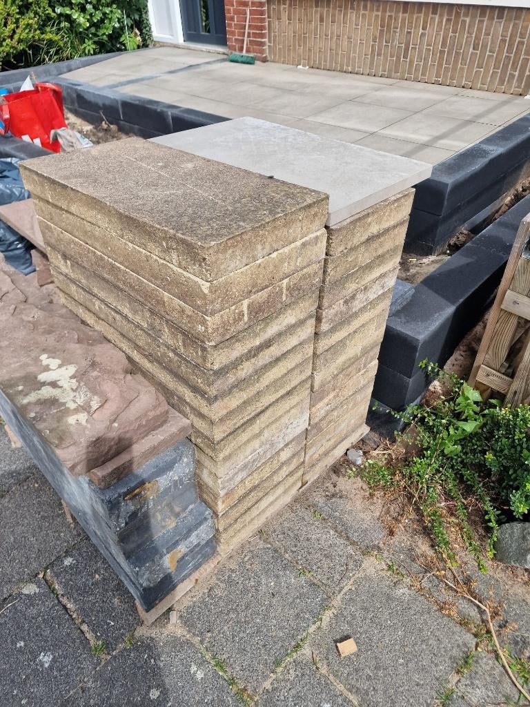 Tuintegels + Rode Stenen, Tuin en Terras, Ophalen, Gebruikt, 5 tot 10 m², Natuursteen