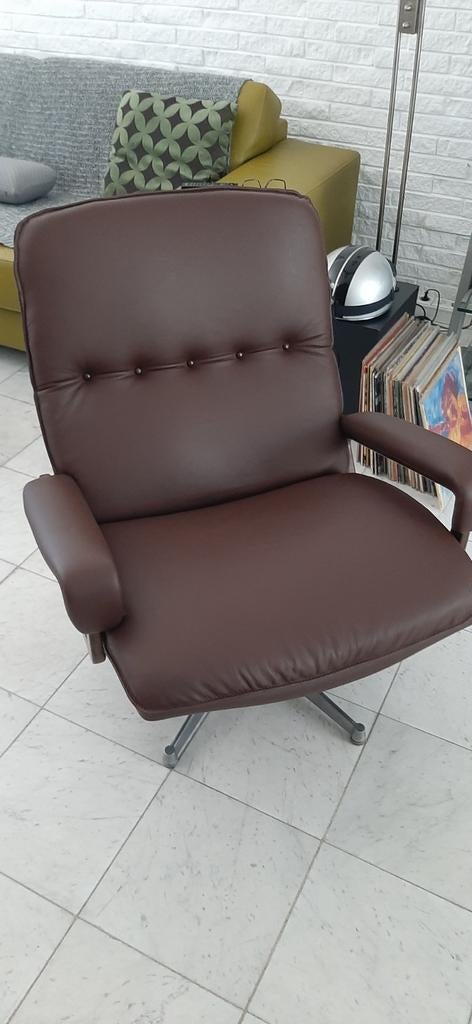 Strassle Fauteuil, Huis en Inrichting, Fauteuils, Ophalen of Verzenden, 50 tot 75 cm