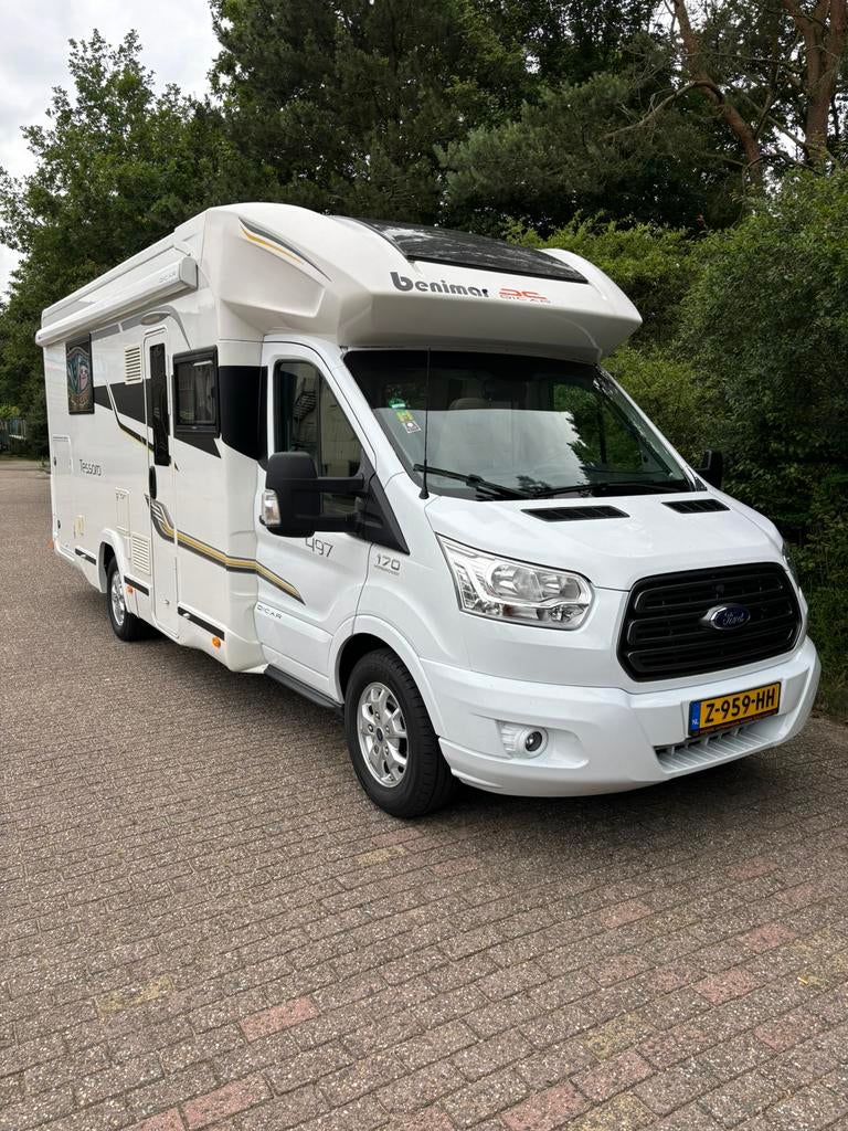 Benimar tessoro 497 bouwjaar 2020 TE HUUR va 800€ per week!